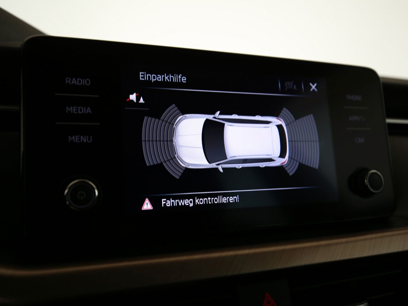 Fahrzeugabbildung SKODA Kamiq 1.0 TSI Style LED|Alcant.|KlimaA|LaneAss