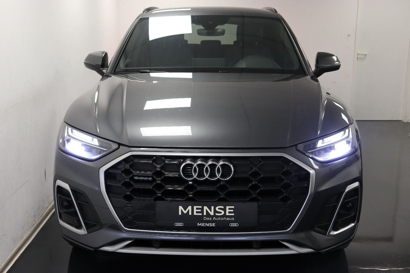 Fahrzeugabbildung Audi Q5 40 TDI quattro S tronic S line AHK|ACC|LED|LM