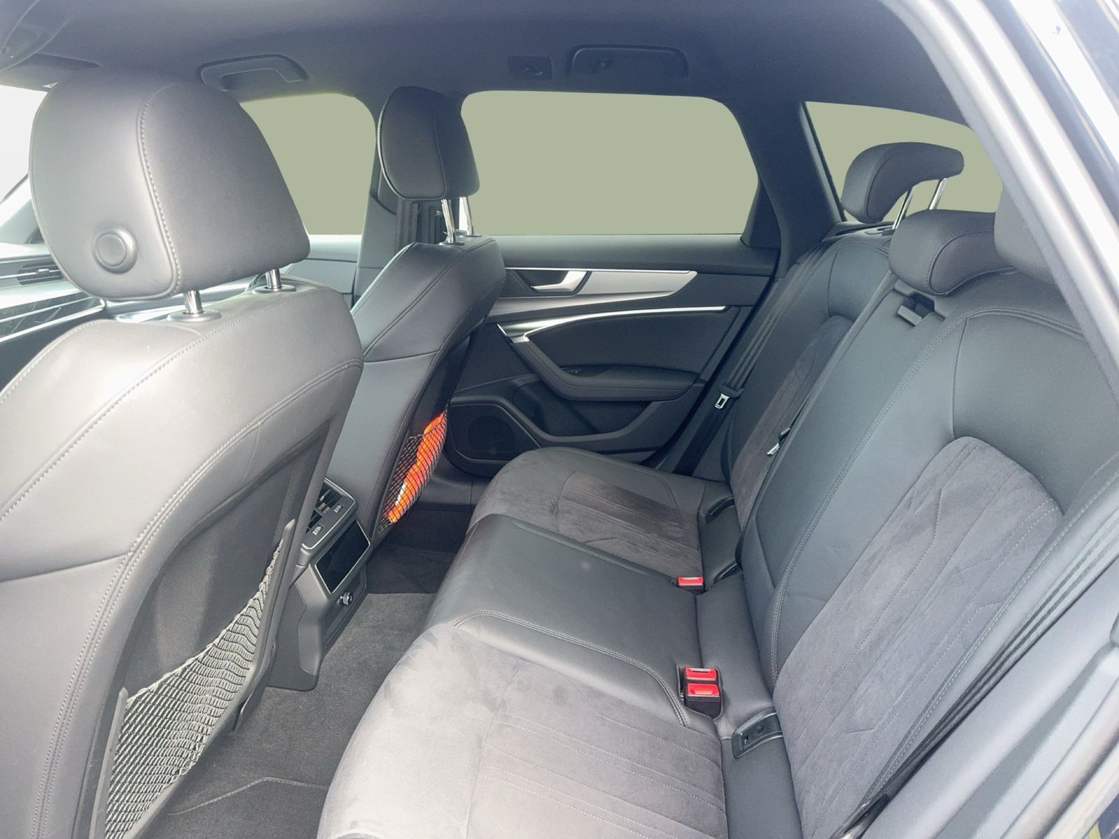 Fahrzeugabbildung Audi A6 allroad 45 TDI quattro S tronic SpurH el.Heck