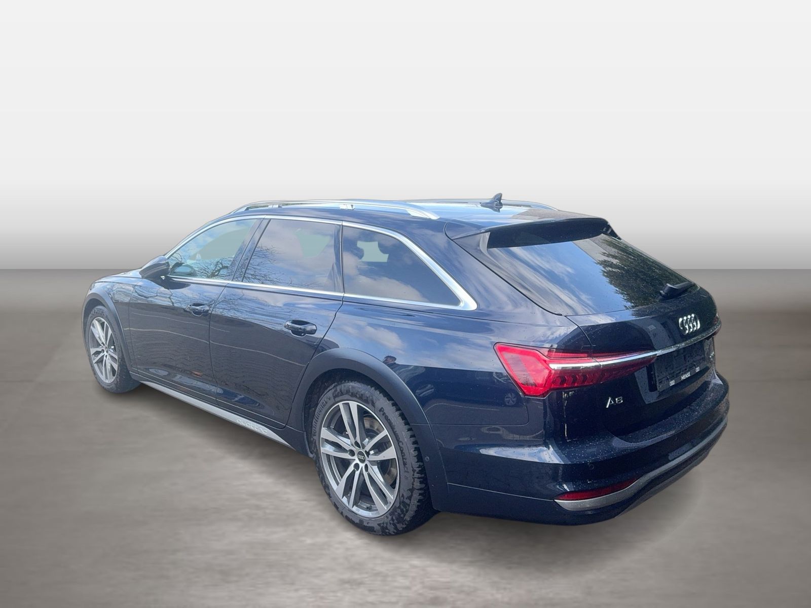 Fahrzeugabbildung Audi A6 allroad 45 TDI quattro S tronic SpurH el.Heck