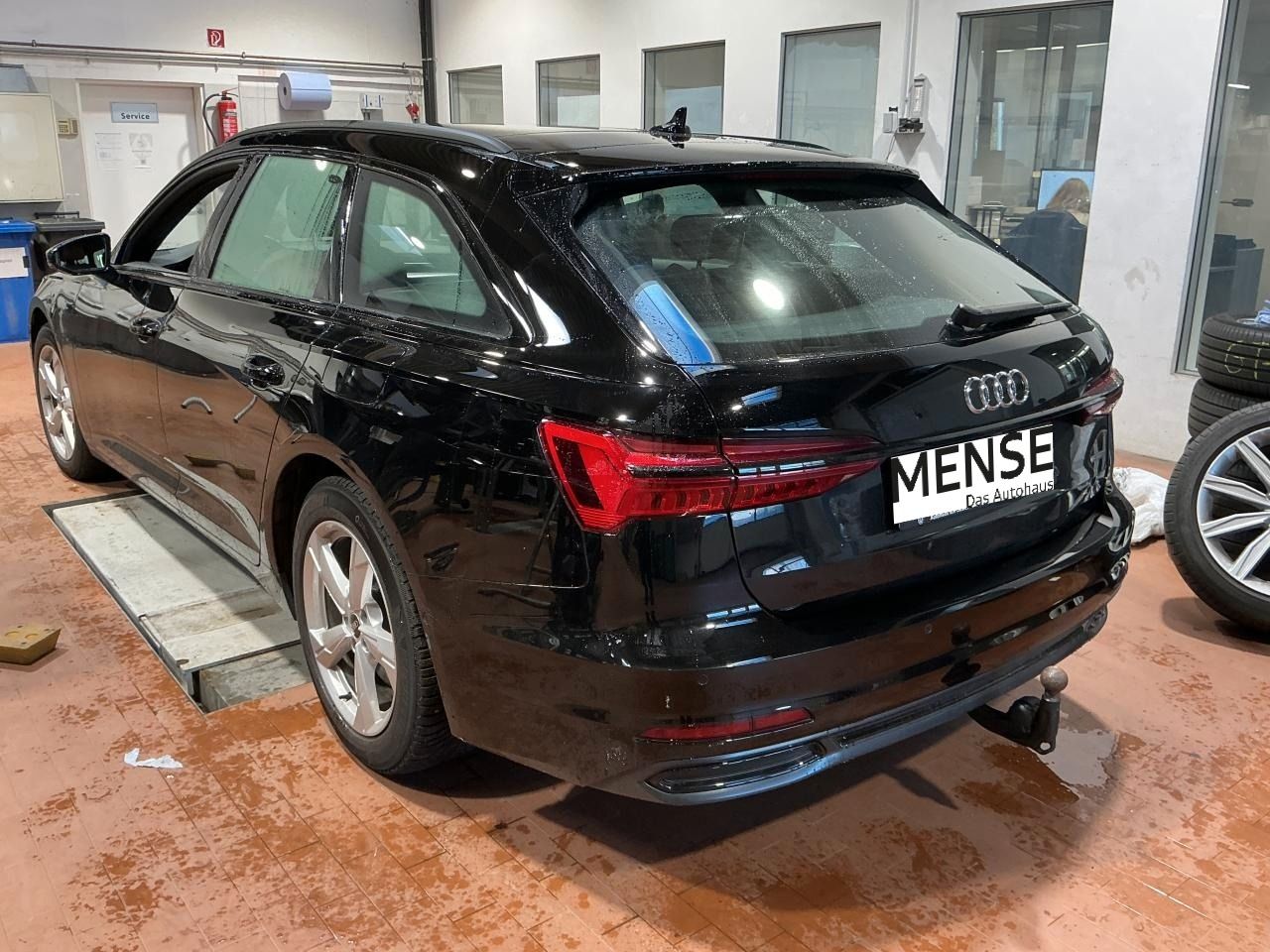Fahrzeug autohaus mense Fahrzeugabbildung Audi A6 Avant 50 TFSIe quattro tiptronic Sport Matrix