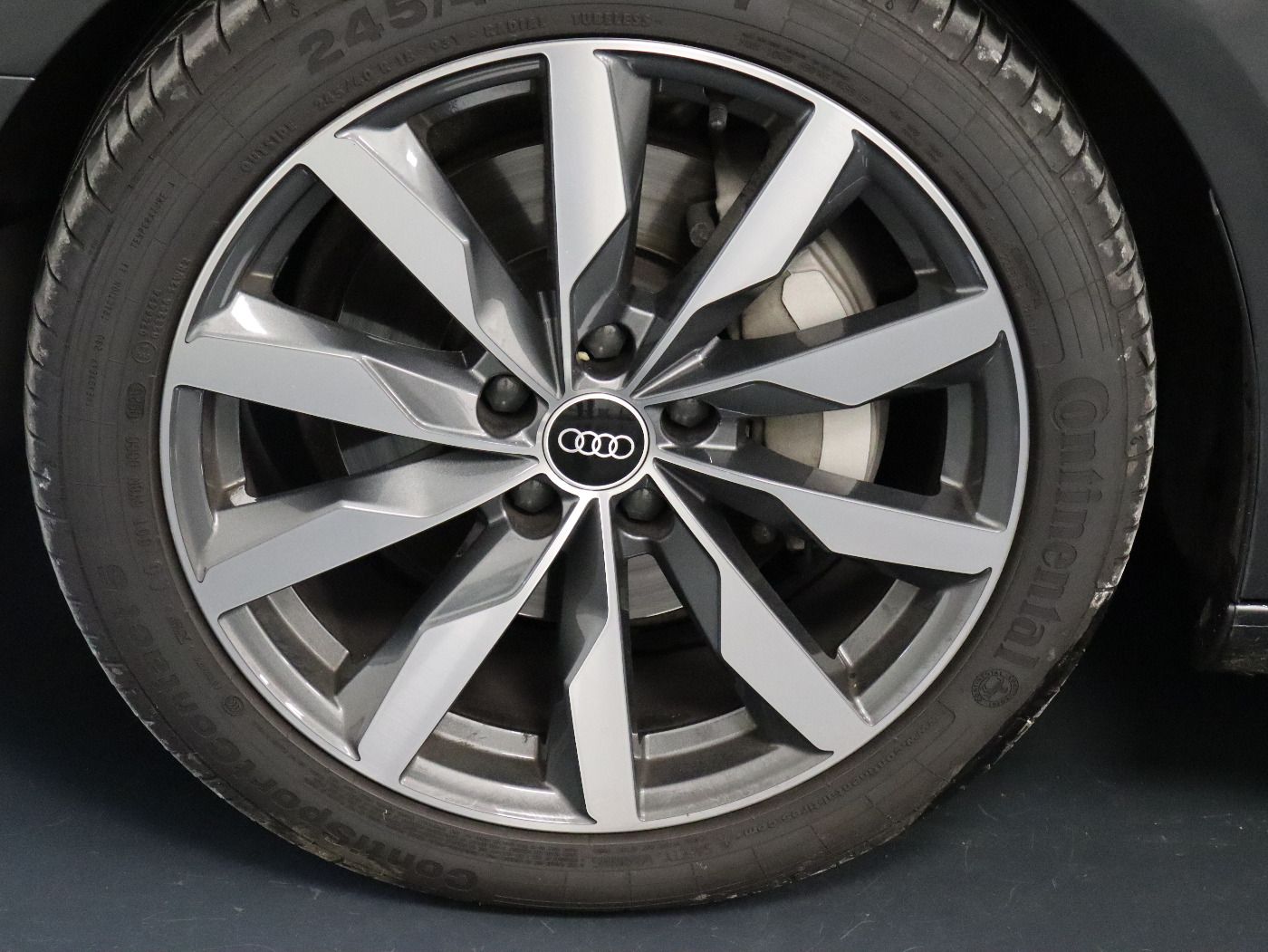 Fahrzeugabbildung Audi A4 Avant 40 TDI quattro S tronic S line CarPlay|