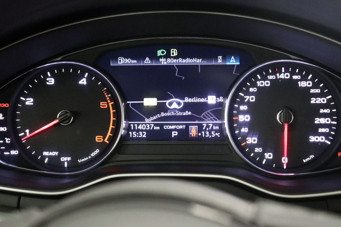 Fahrzeugabbildung Audi A4 Avant 40 TDI quattro S tronic Matrix|CarPlay