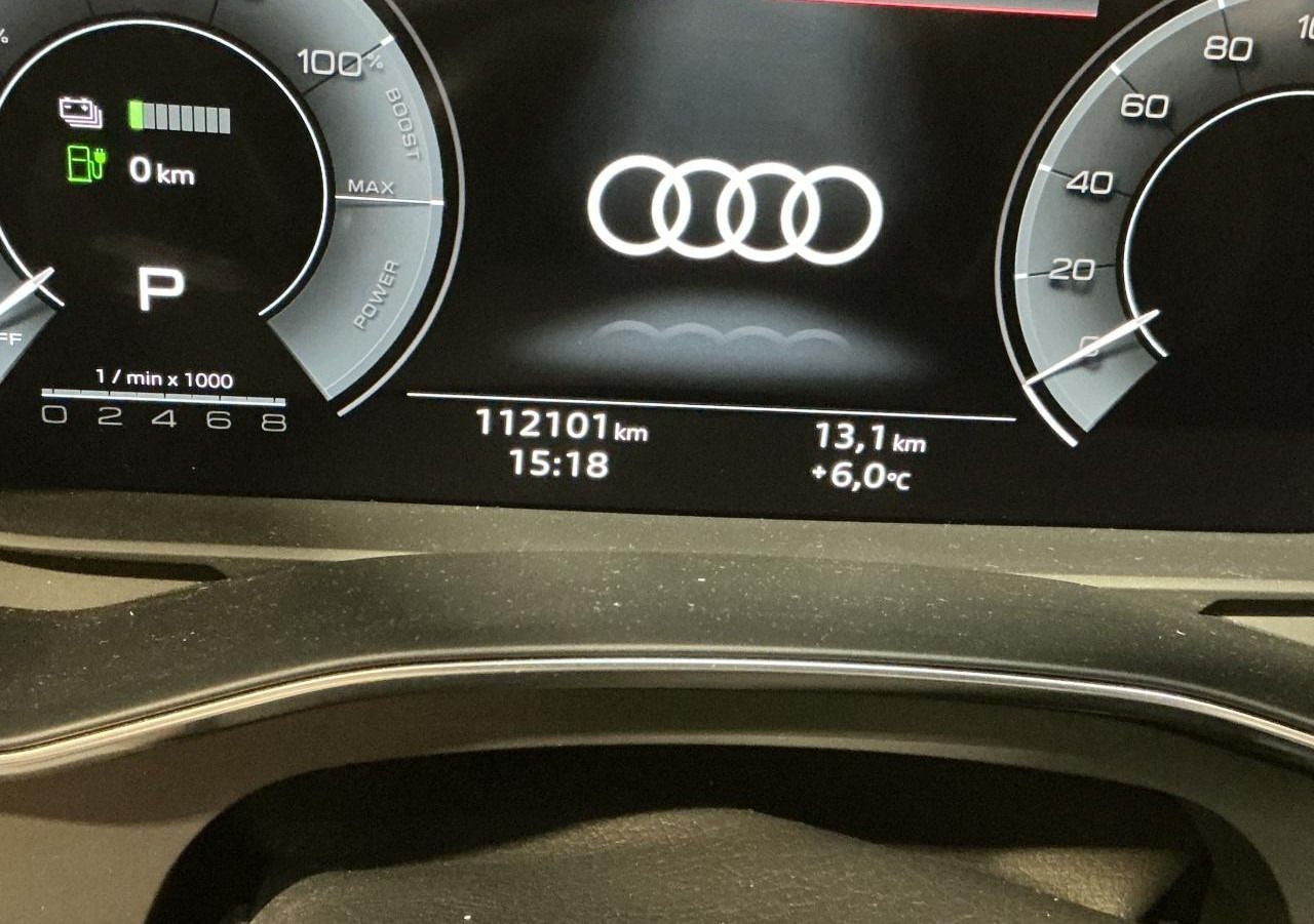 Fahrzeugabbildung Audi A6 Avant 50 TFSIe Quattro S tronic Sport AHK|ACC