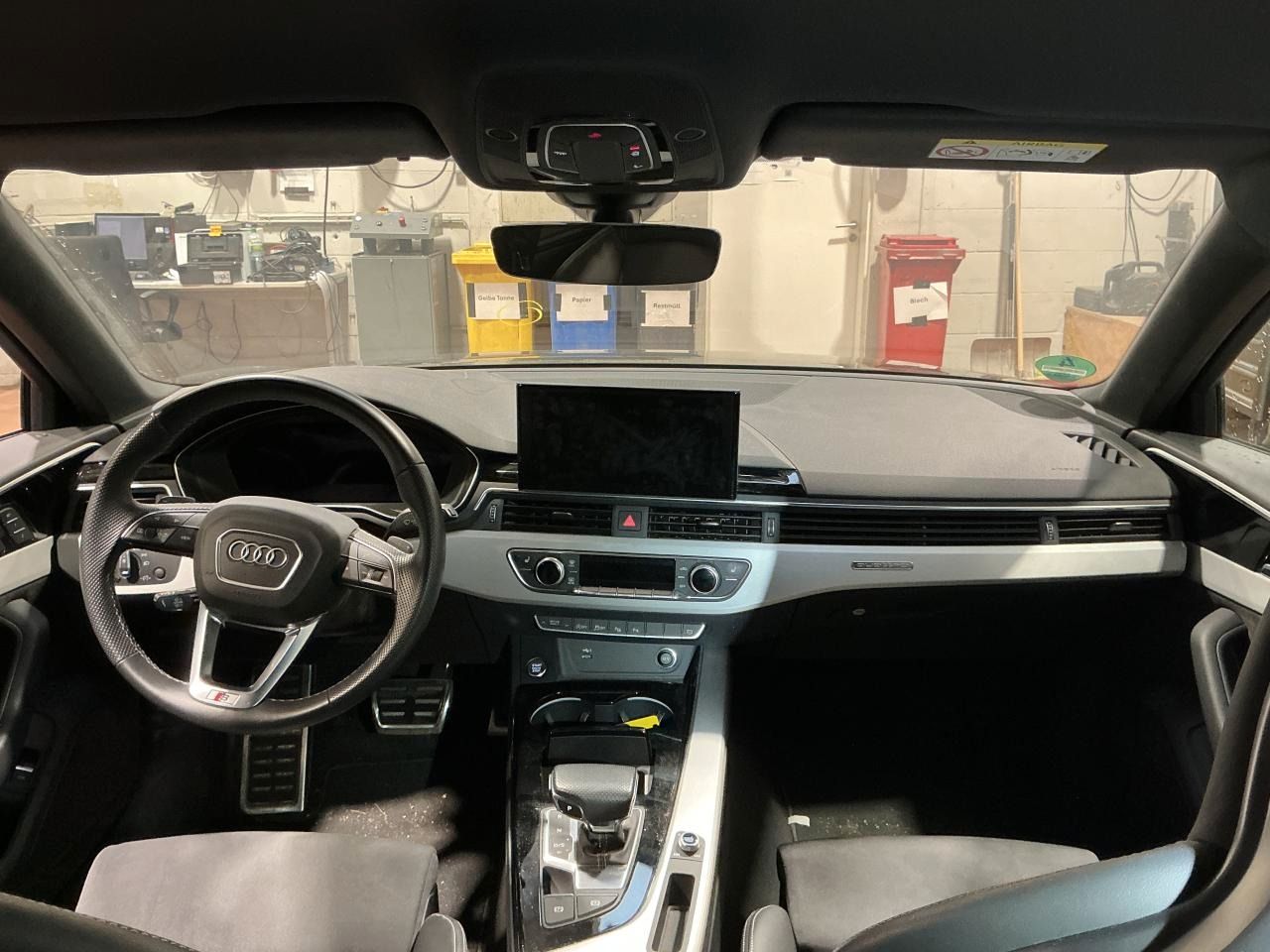 Fahrzeugabbildung Audi A4 Avant 50 TDI quattro tiptronic S line Matrix