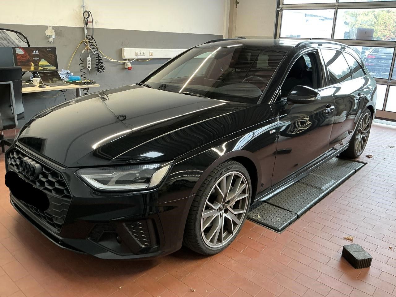 Fahrzeugabbildung Audi A4 Avant 40 TDI quattro S tronic S line AHK|ACC