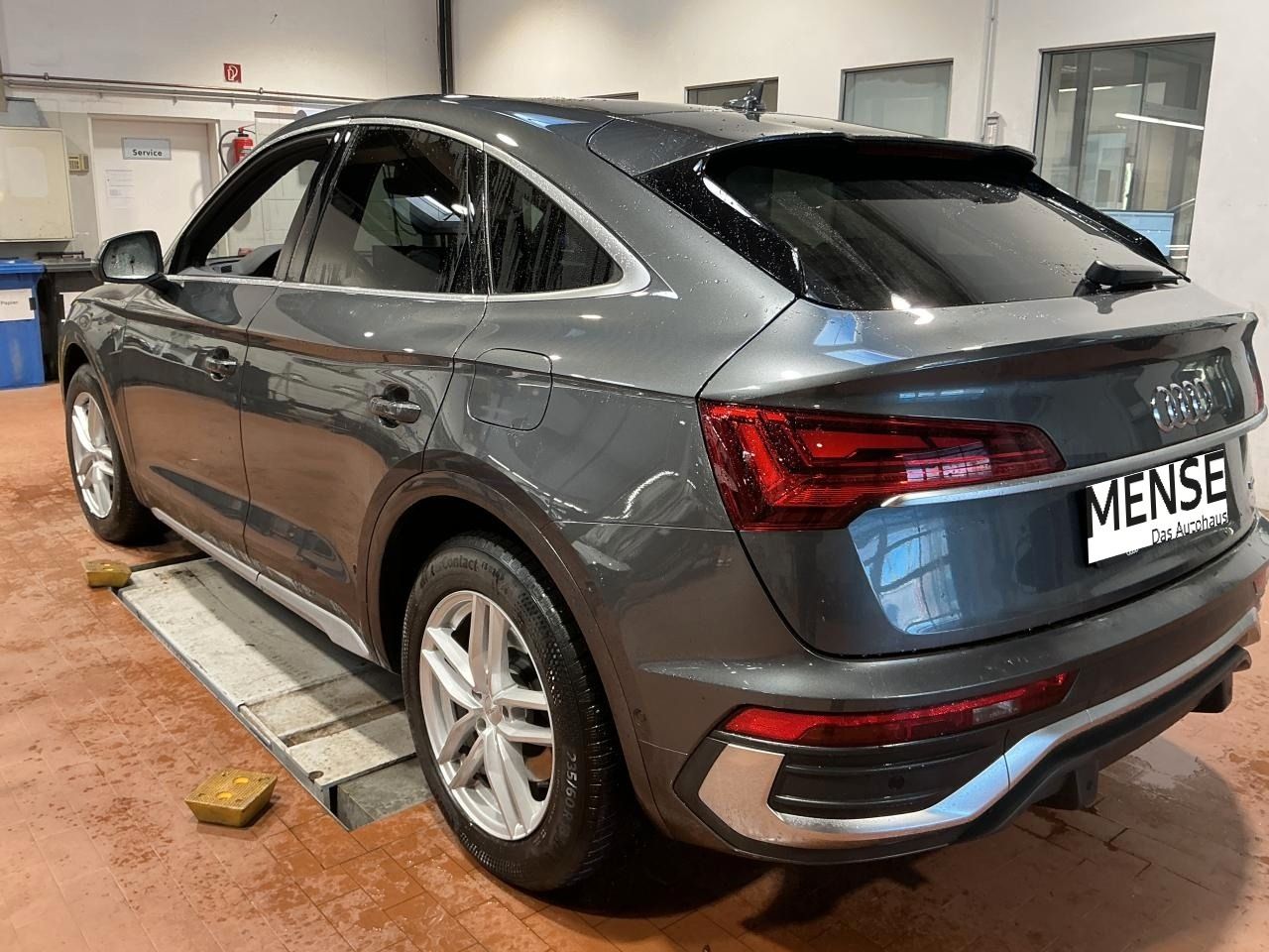 Fahrzeugabbildung Audi Q5 Sportback 55 TFSI e quattro S tronic S line