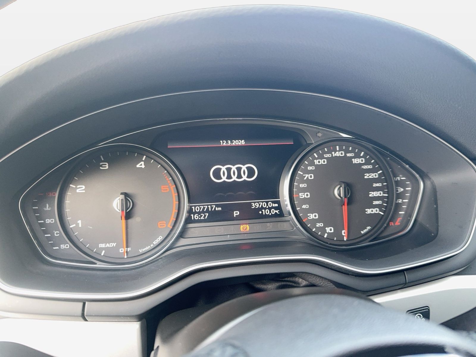 Fahrzeugabbildung Audi A4 Avant 40 TDI S tronic Advanced Matrix|AHK|LED