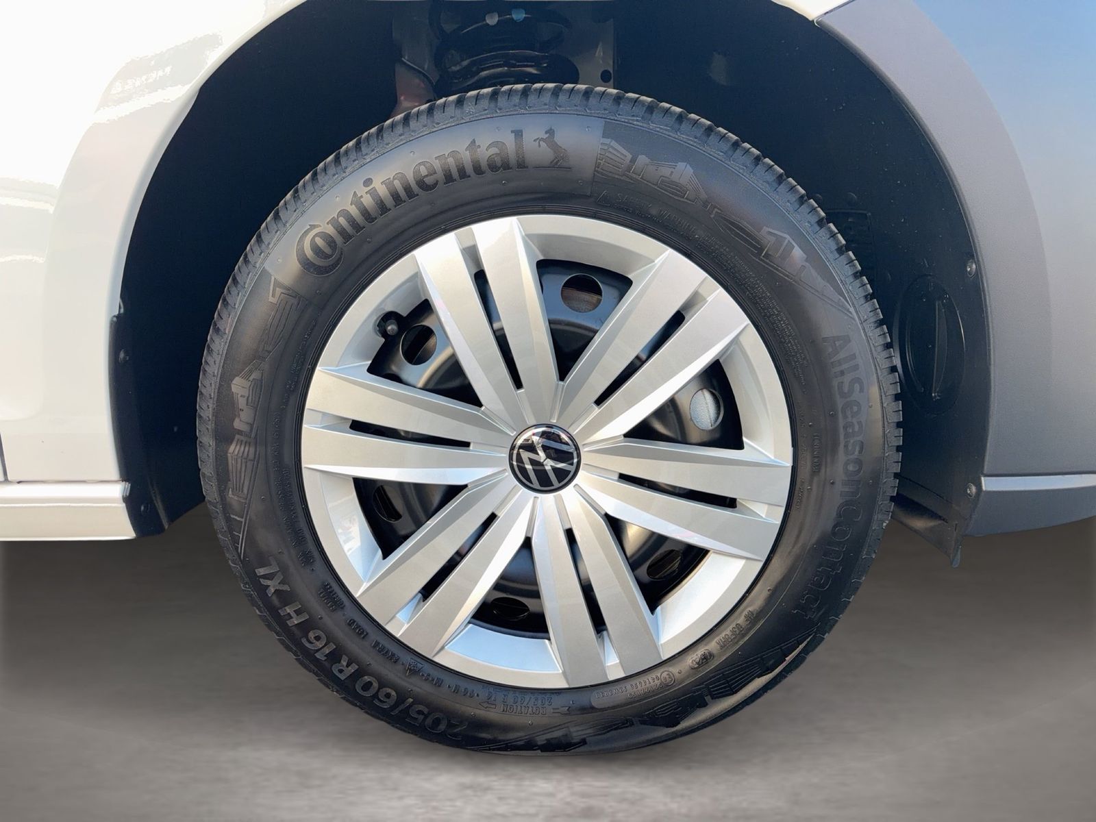 Fahrzeugabbildung Volkswagen Caddy Cargo Maxi 2.0 l TDI EU6 75 kW 6-Gang