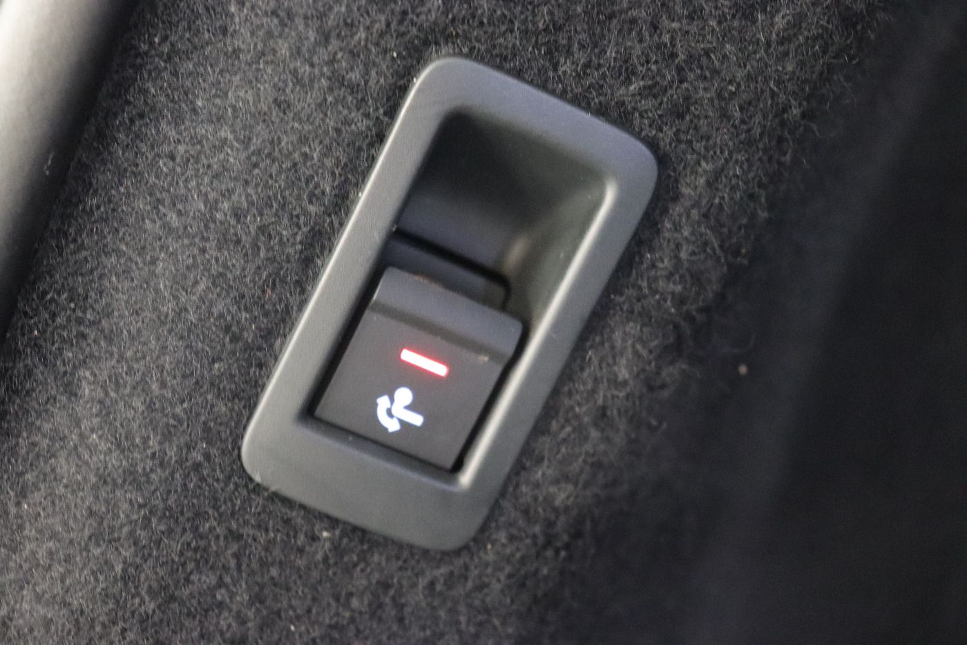 Fahrzeug autohaus mense Fahrzeugabbildung Audi Q4 e-tron 45 quattro AHK|Standhzg|LED|Navi