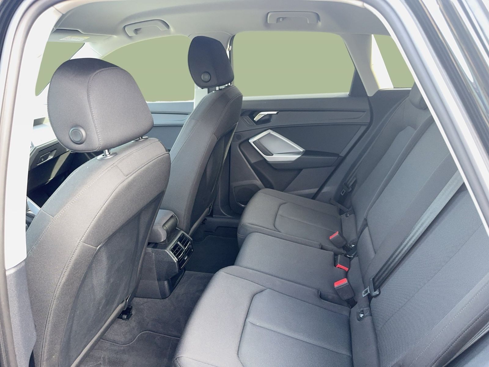 Fahrzeugabbildung Audi Q3 45 TFSIe S tronic LED|Navi|Kamera