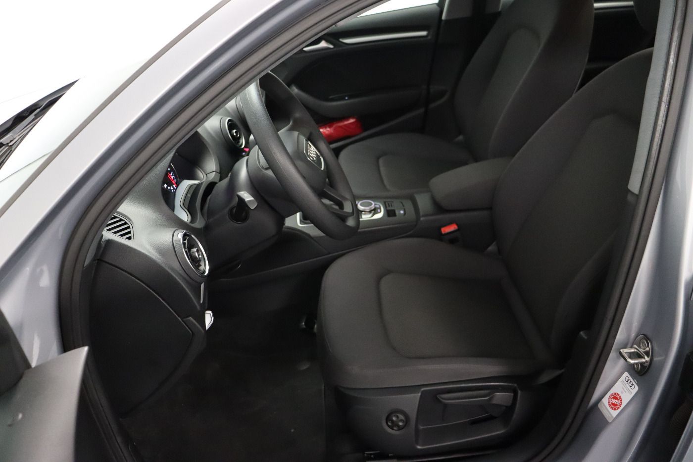 Fahrzeugabbildung Audi A3 Limousine 30 TDI Navi|Xenon|Akustikglas|PDC