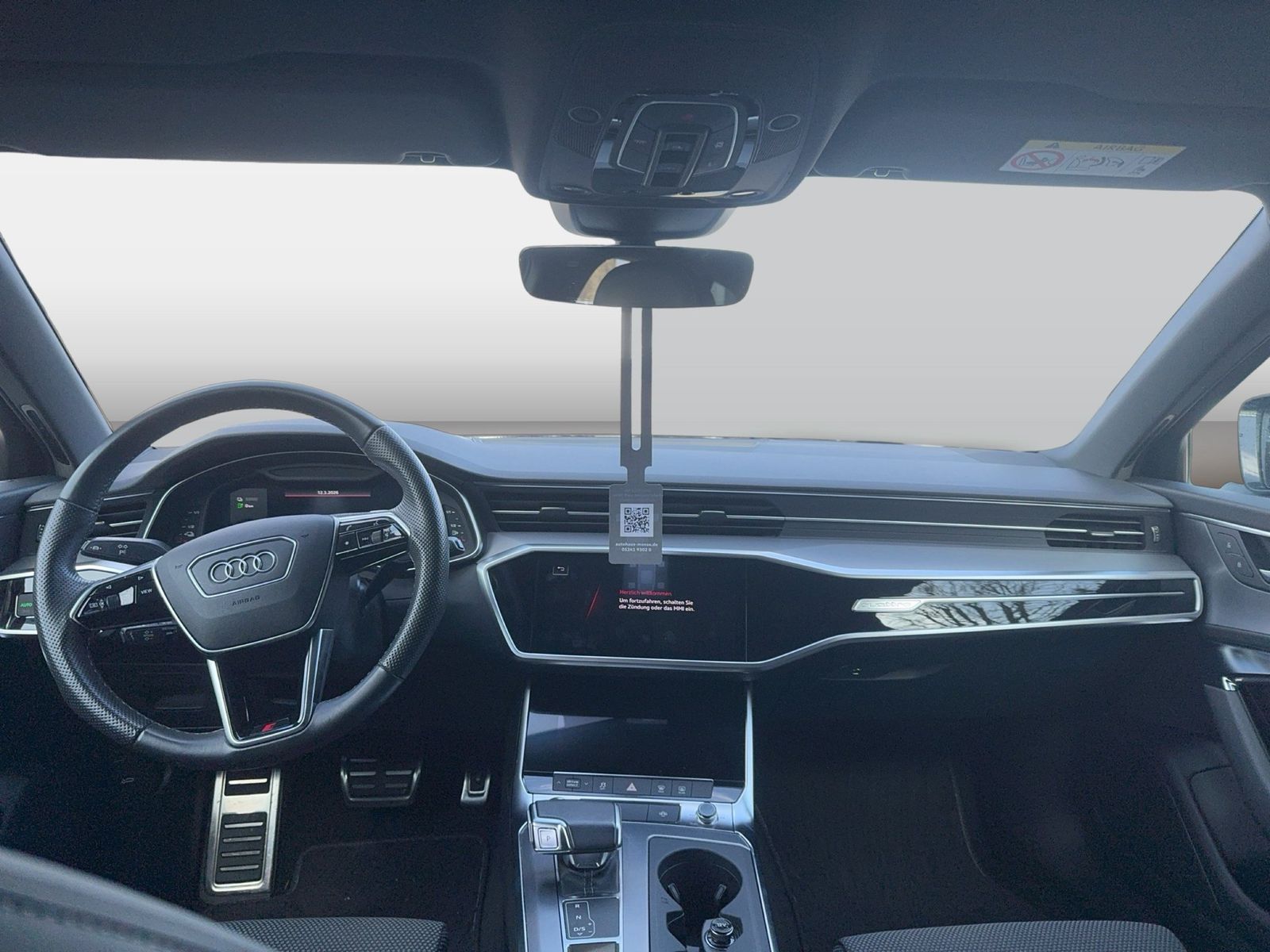 Fahrzeugabbildung Audi A6 Avant 50 TFSIe quattro S tronic S line AHK