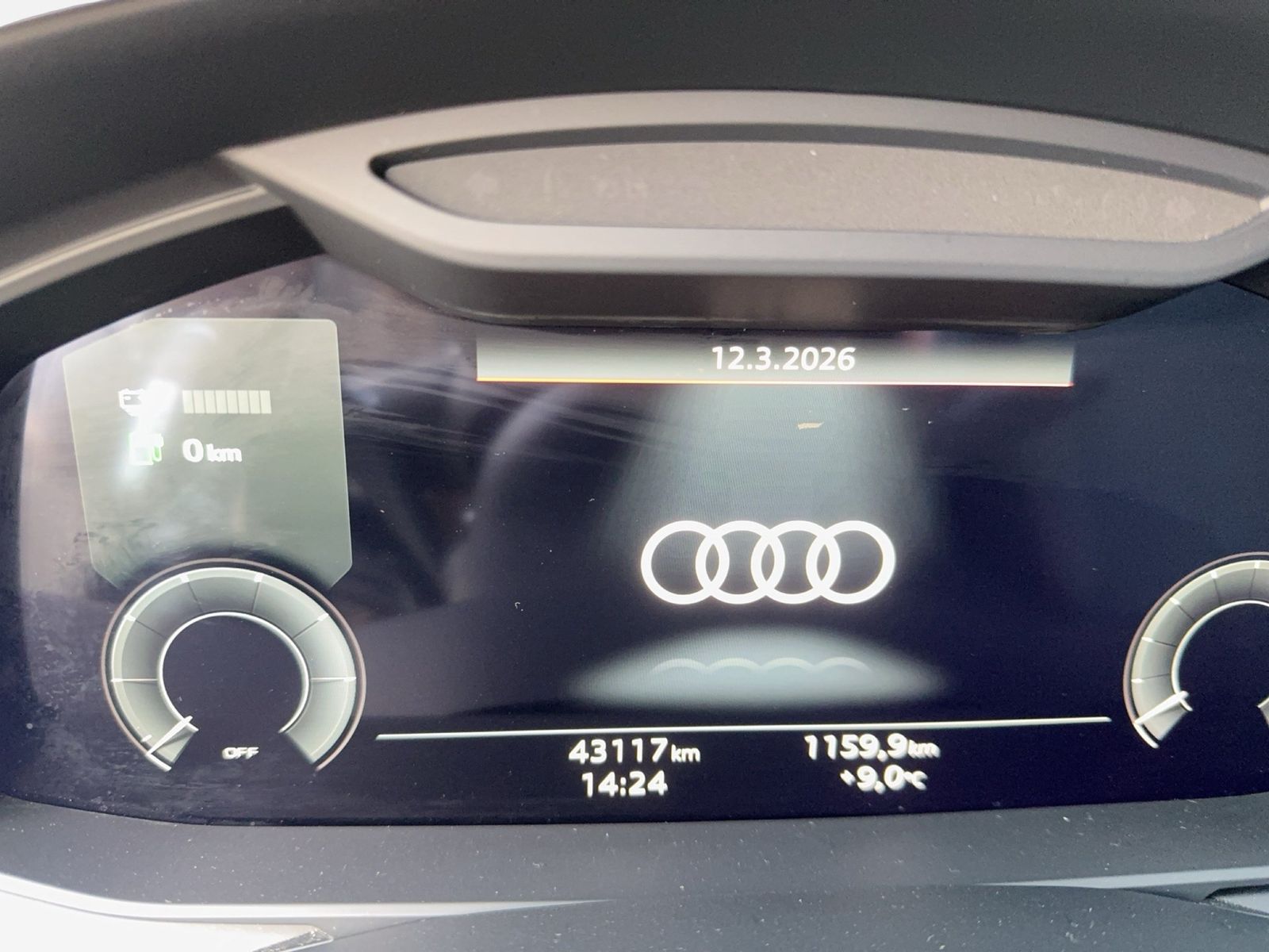 Fahrzeugabbildung Audi A6 Avant 50 TFSIe quattro S tronic S line AHK