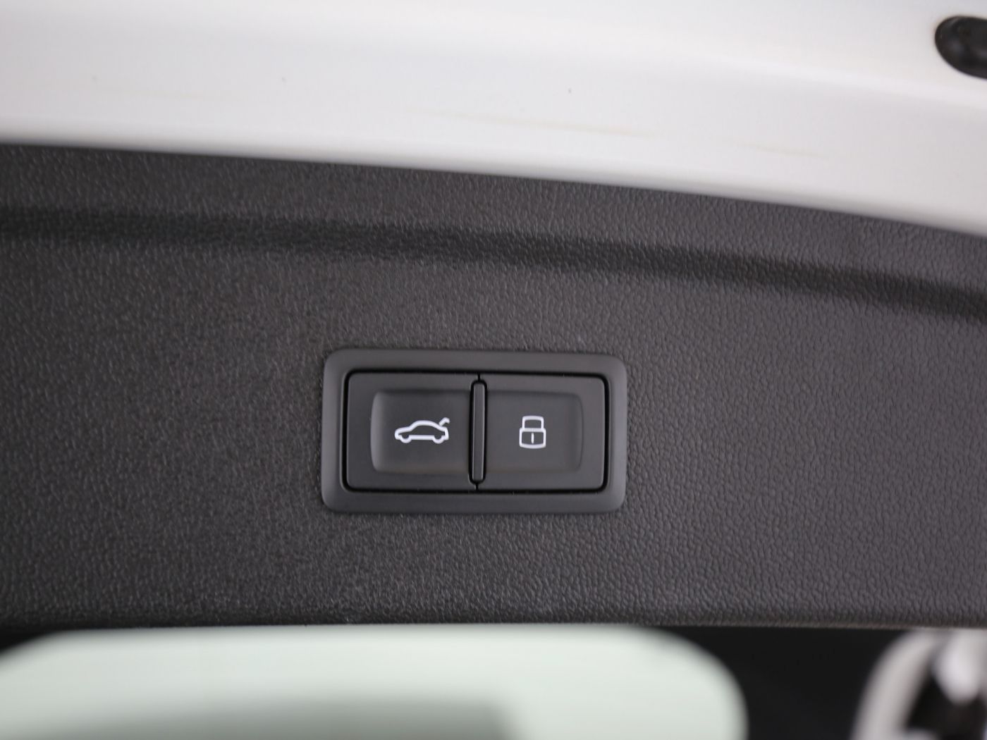 Fahrzeug autohaus mense Fahrzeugabbildung Audi RS 3 Sportback 2.5 TFSI quattro S tronic Matrix