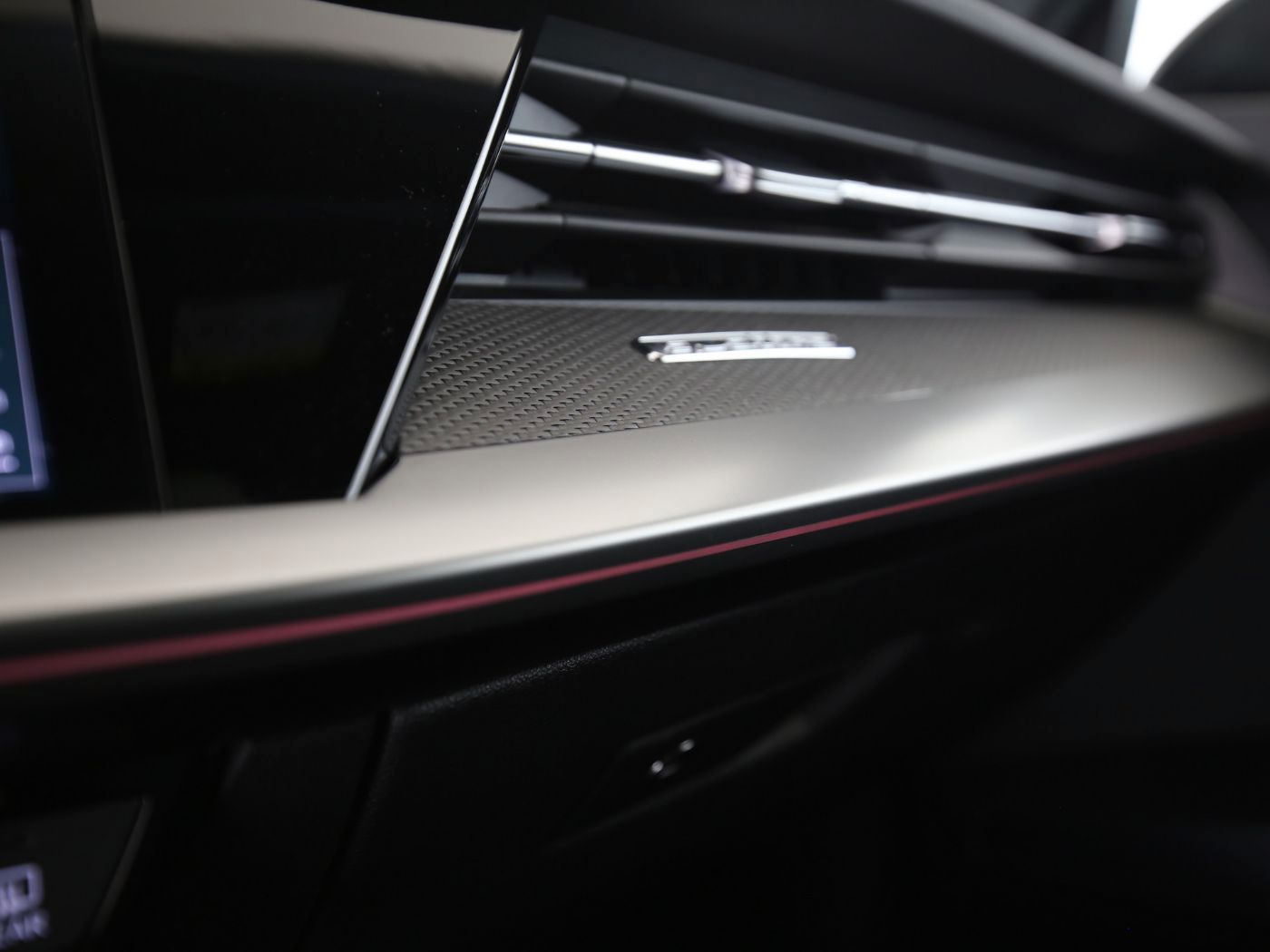 Fahrzeug autohaus mense Fahrzeugabbildung Audi RS 3 Sportback 2.5 TFSI quattro S tronic Matrix