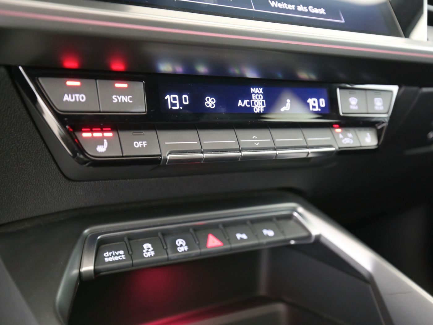 Fahrzeug autohaus mense Fahrzeugabbildung Audi RS 3 Sportback 2.5 TFSI quattro S tronic Matrix