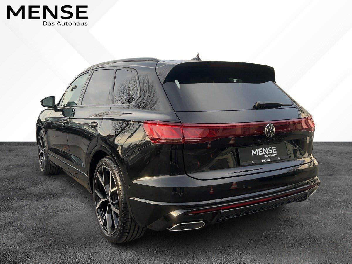 Fahrzeug autohaus mense Fahrzeugabbildung Volkswagen Touareg R-Line V6 TDI 4M BlackStyle Standhzg Luf - mit KI generiert/bearbeitet