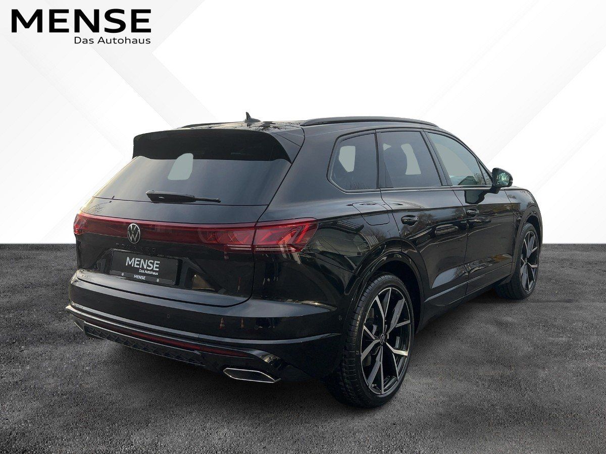 Fahrzeug autohaus mense Fahrzeugabbildung Volkswagen Touareg R-Line V6 TDI 4M BlackStyle Standhzg Luf - mit KI generiert/bearbeitet