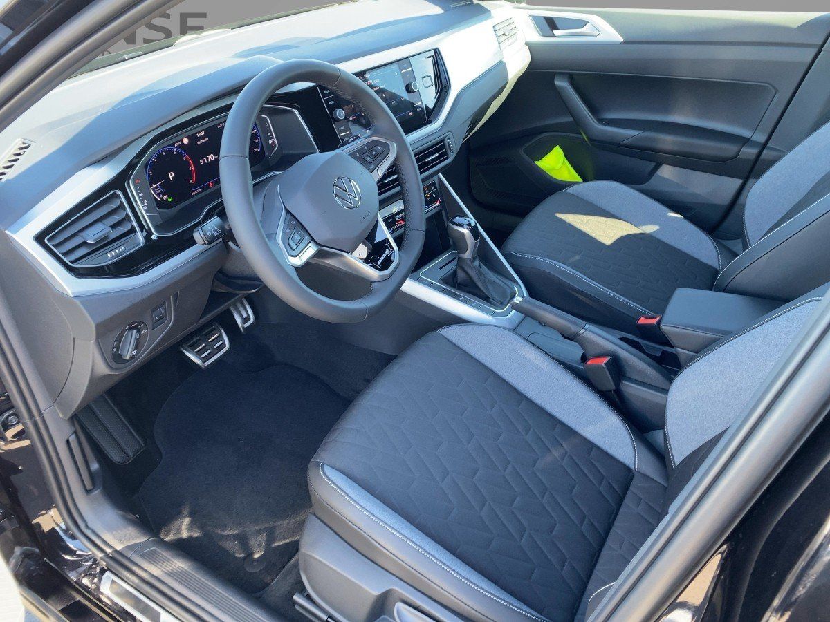 Fahrzeugabbildung Volkswagen Polo 1.0 TSI DSG Energy Kamera SideAssist Nav AC