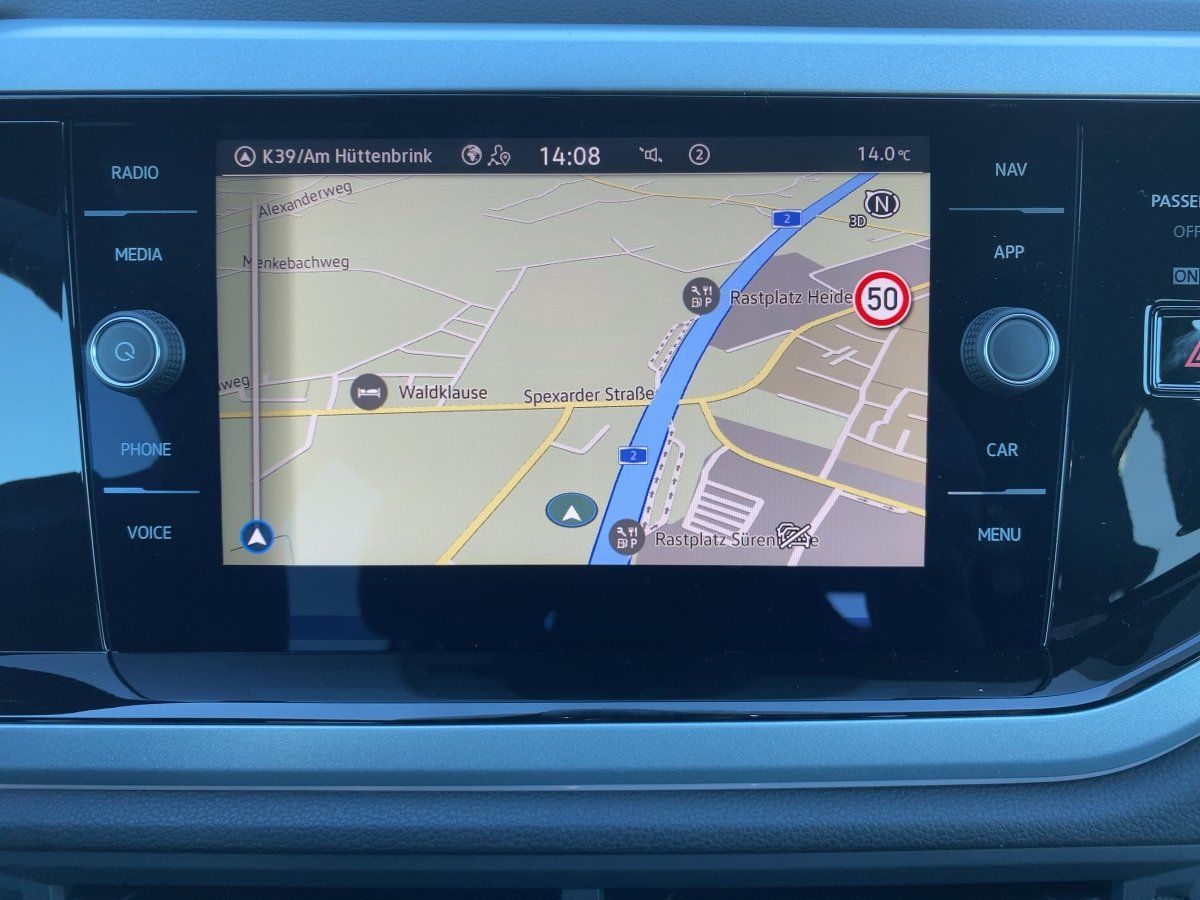 Fahrzeugabbildung Volkswagen Polo 1.0 TSI DSG Energy Kamera SideAssist Nav AC