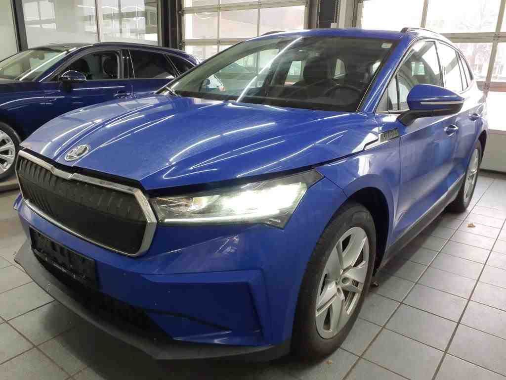 Fahrzeugabbildung SKODA Enyaq 50 Loft LED|VirtualCP|KlimaA|LaneAss|PDC