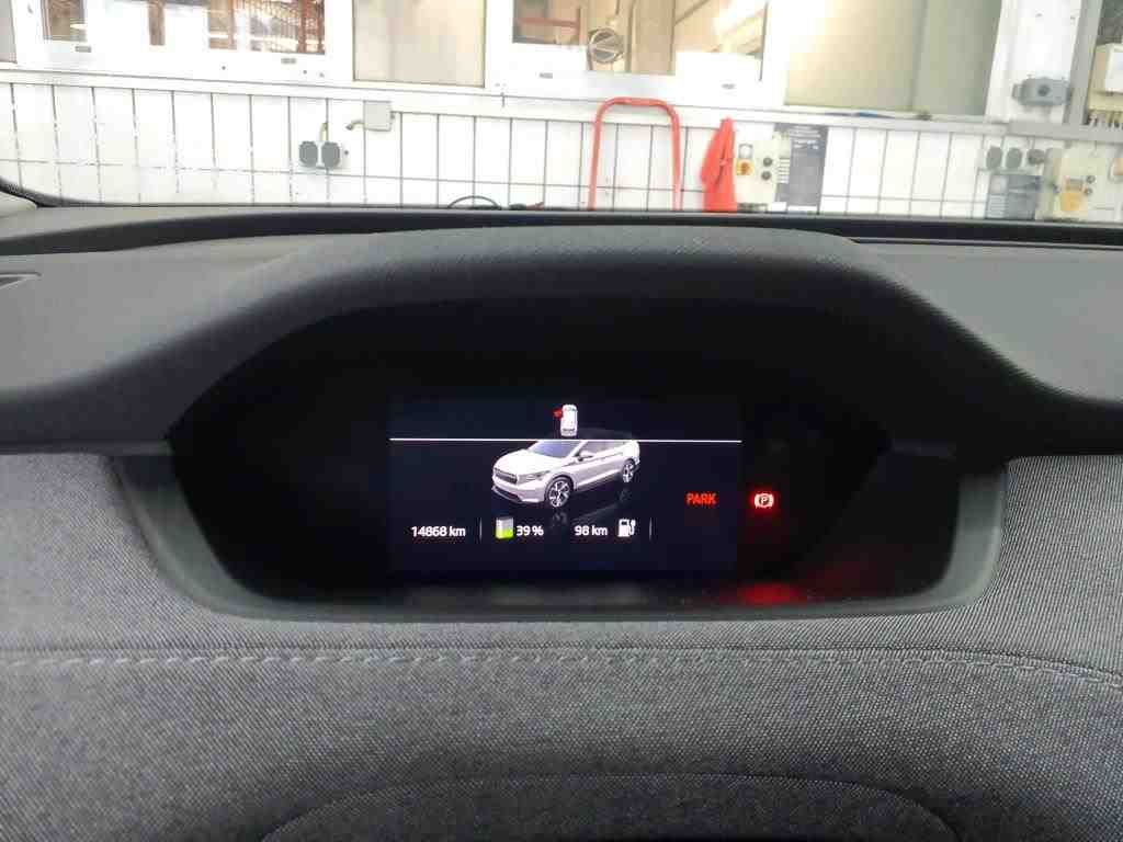 Fahrzeugabbildung SKODA Enyaq 50 Loft LED|VirtualCP|KlimaA|LaneAss|PDC