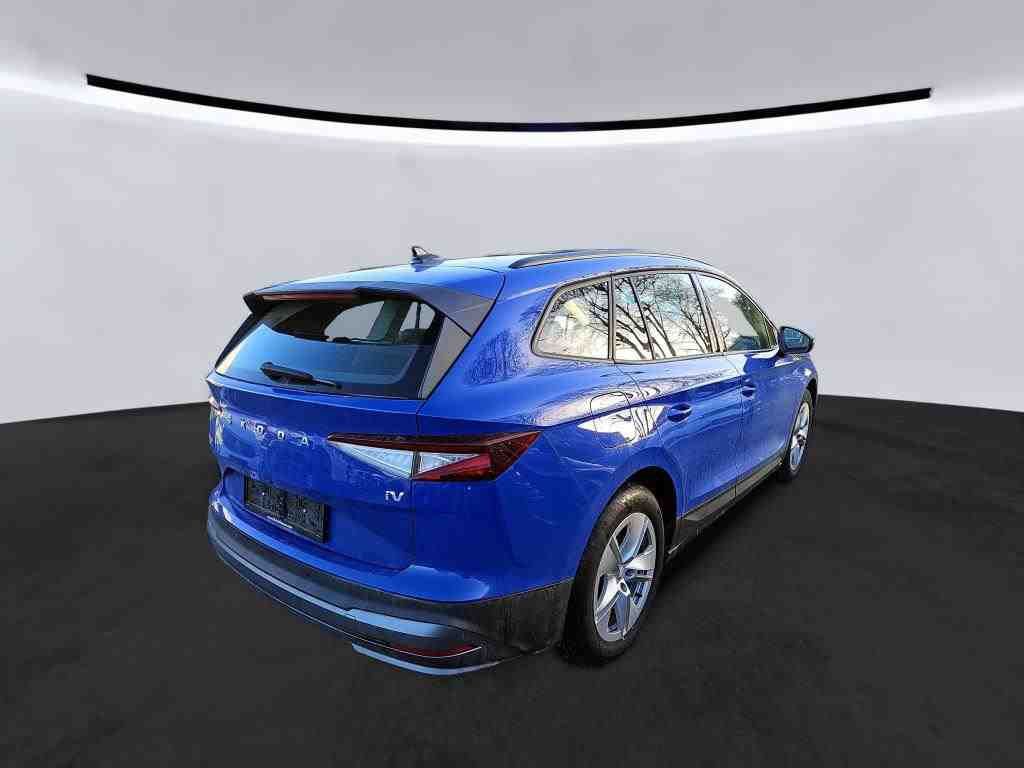 Fahrzeugabbildung SKODA Enyaq 50 Loft LED|VirtualCP|KlimaA|LaneAss|PDC