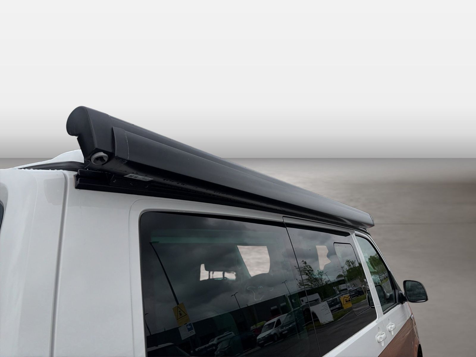 Fahrzeugabbildung Volkswagen T6.1 2.0 TDI FWD California Beach Camper CarPlay