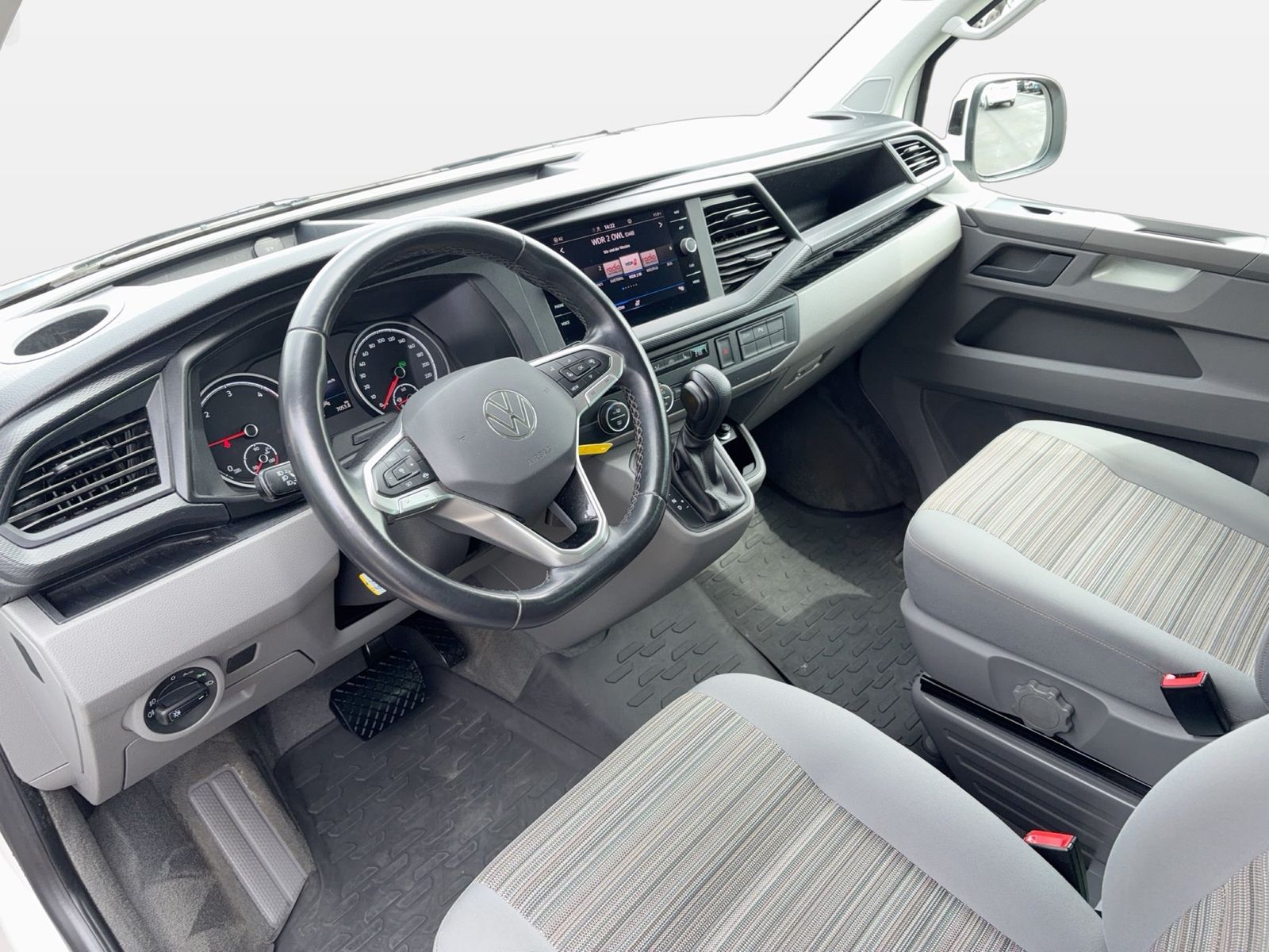 Fahrzeugabbildung Volkswagen T6.1 2.0 TDI FWD California Beach Camper CarPlay