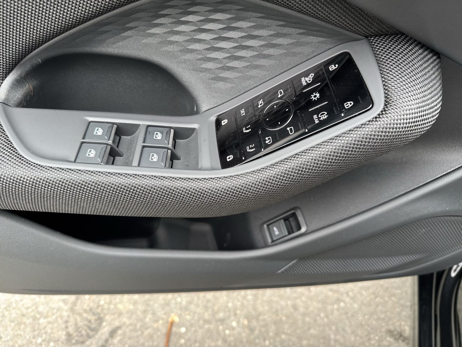 Fahrzeugabbildung Audi A6 Avant TDI 150 kW S tronic ACC|LED|Navi|Kamera