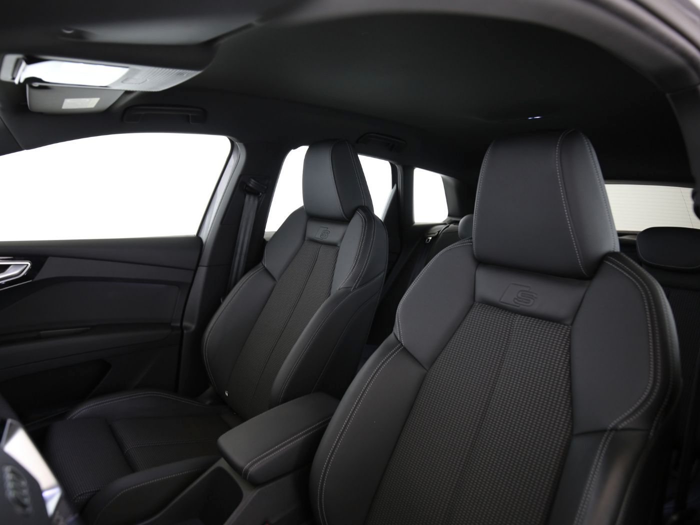 Fahrzeugabbildung Audi Q4 e-tron 50 quattro Matrix|Standhzg|ACC|LED|PDC