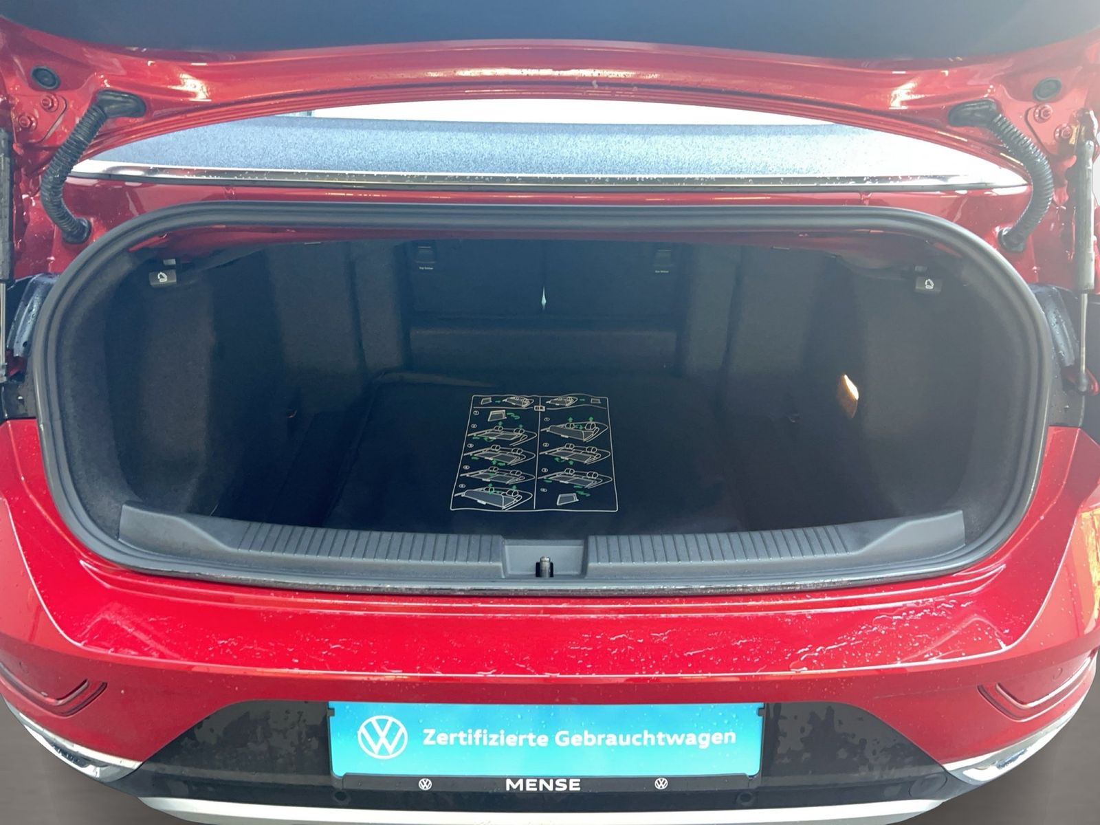 Fahrzeugabbildung Volkswagen T-Roc Cabriolet 1.0 TSI Style Beats|CarPlay|AHK