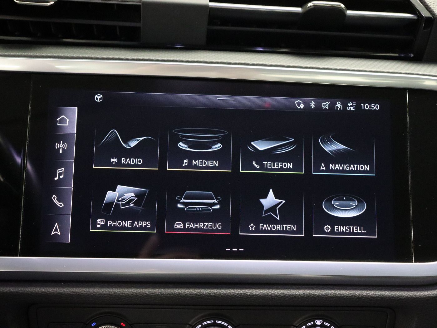 Fahrzeugabbildung Audi Q3 35 TDI S tronic |CarPlay|SpurH|AkustikGlas|LM