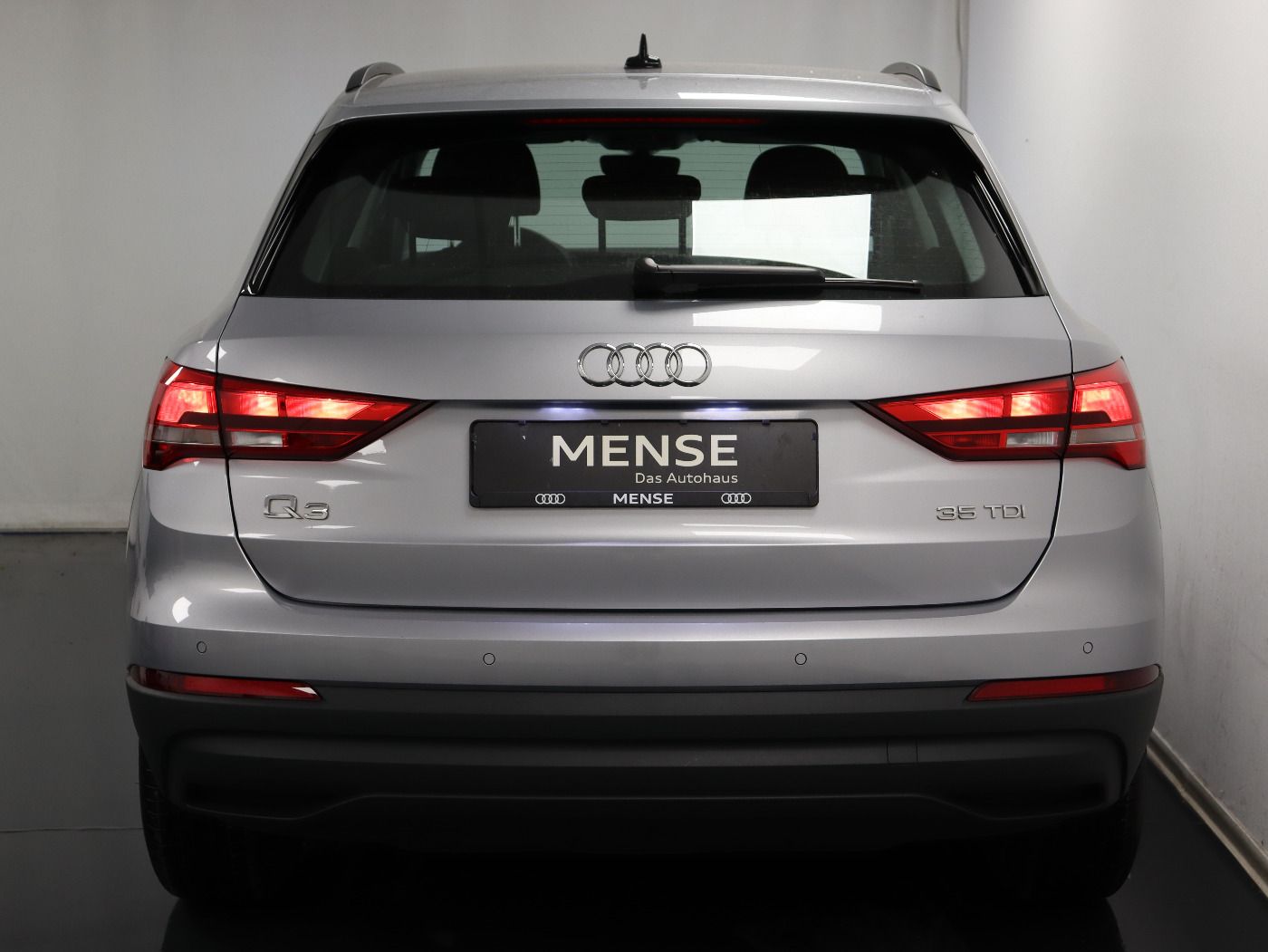 Fahrzeugabbildung Audi Q3 35 TDI S tronic |CarPlay|SpurH|AkustikGlas|LM