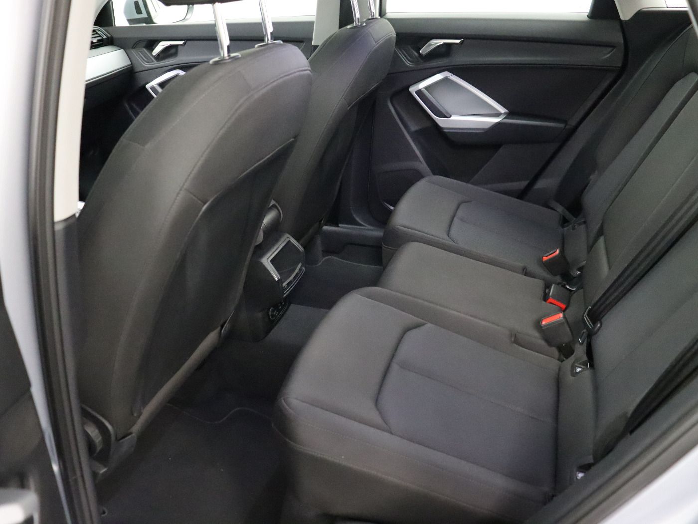 Fahrzeugabbildung Audi Q3 35 TDI S tronic |CarPlay|SpurH|AkustikGlas|LM