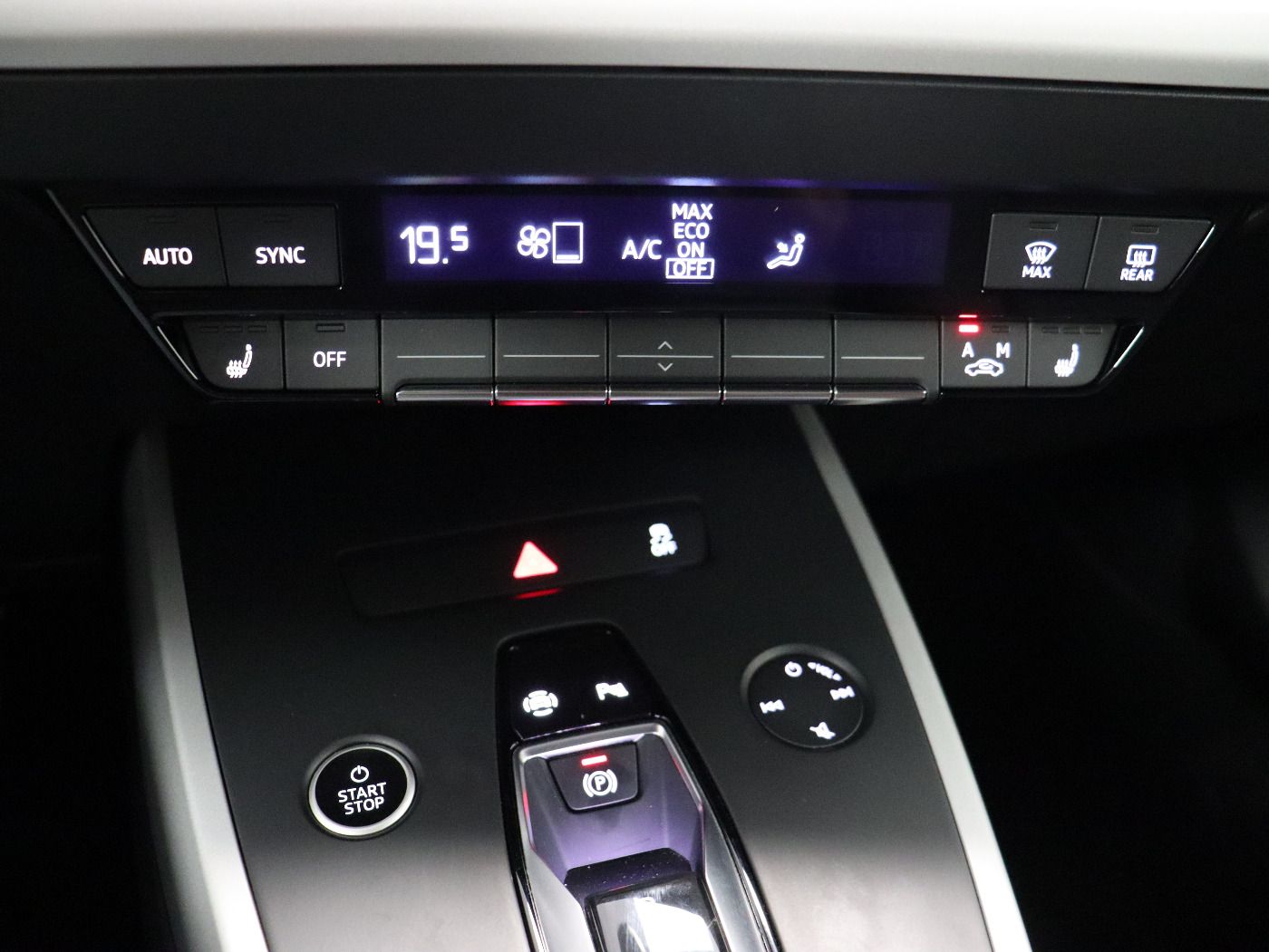 Fahrzeug autohaus mense Fahrzeugabbildung Audi Q4 e-tron 35 Standhzg|LED|VirtualCP|KlimaA