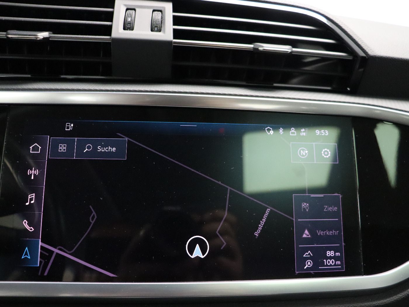 Fahrzeug autohaus mense Fahrzeugabbildung Audi Q3 45 TFSIe S tronic S line Matrix|AHK|Pano|SD|L