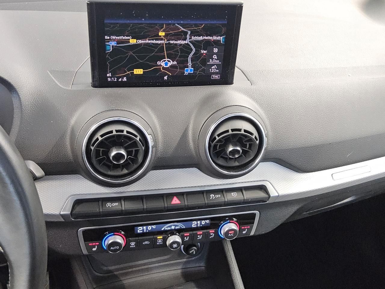Fahrzeugabbildung Audi Q2 30 TFSI LED|Navi|KlimaA|PDC|SHZG|LM