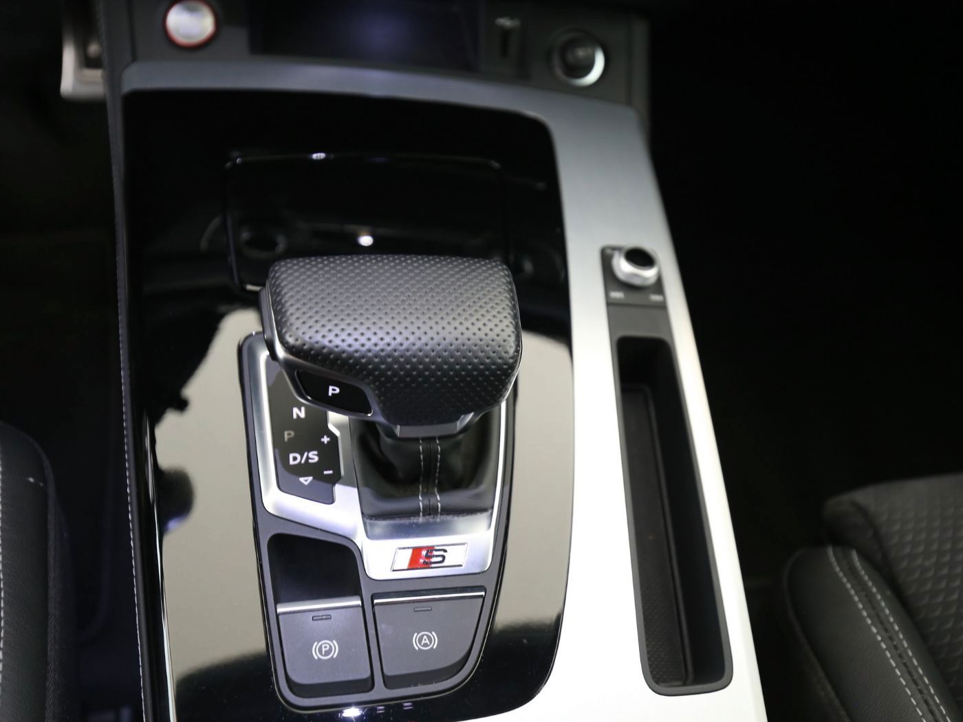 Fahrzeugabbildung Audi SQ5 Sportback 3.0 TDI quattro 2023 Matrix|AHK|LM