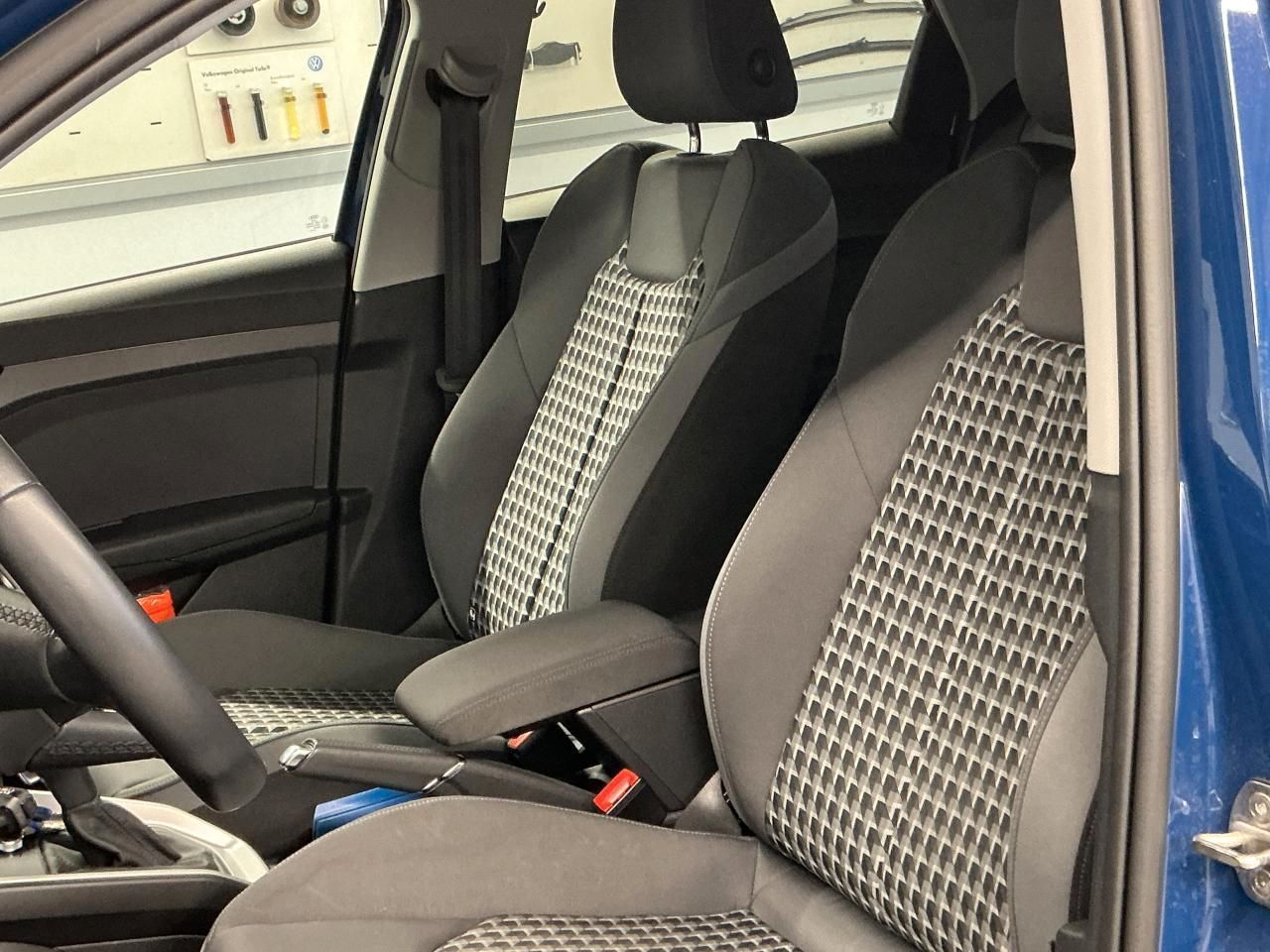 Fahrzeugabbildung Audi A1 Sportback S line 30 TFSI S tronic S line ACC
