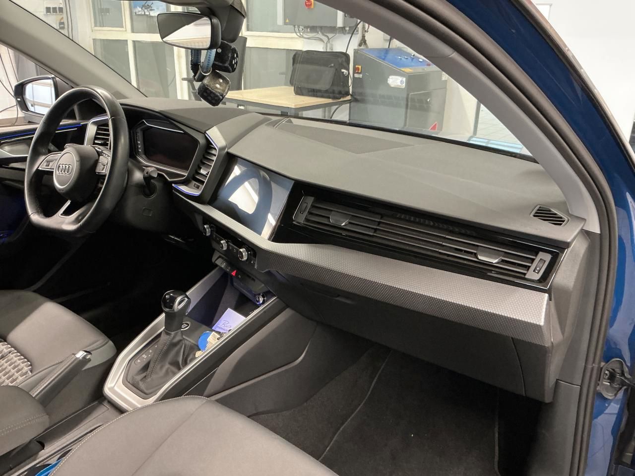 Fahrzeugabbildung Audi A1 Sportback S line 30 TFSI S tronic S line ACC