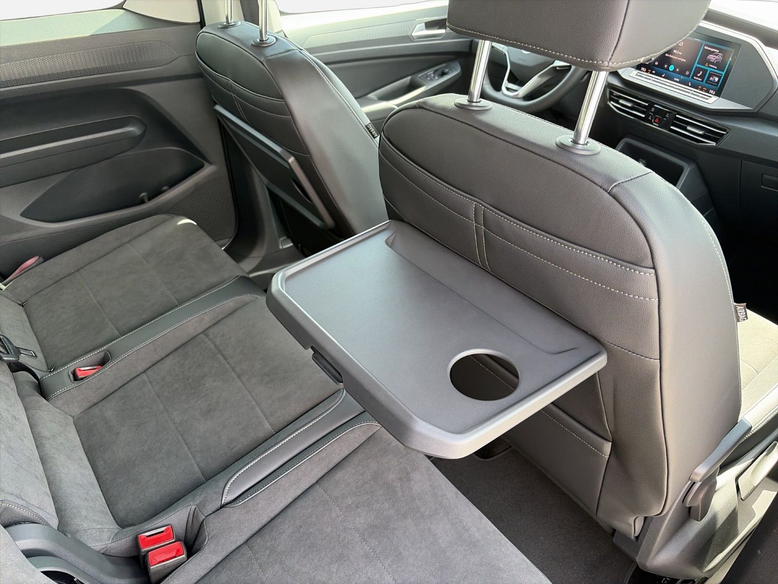 Fahrzeugabbildung Volkswagen Caddy Life ENERGY 5-Sitzer 2.0 l TDI EU6 90 kW G
