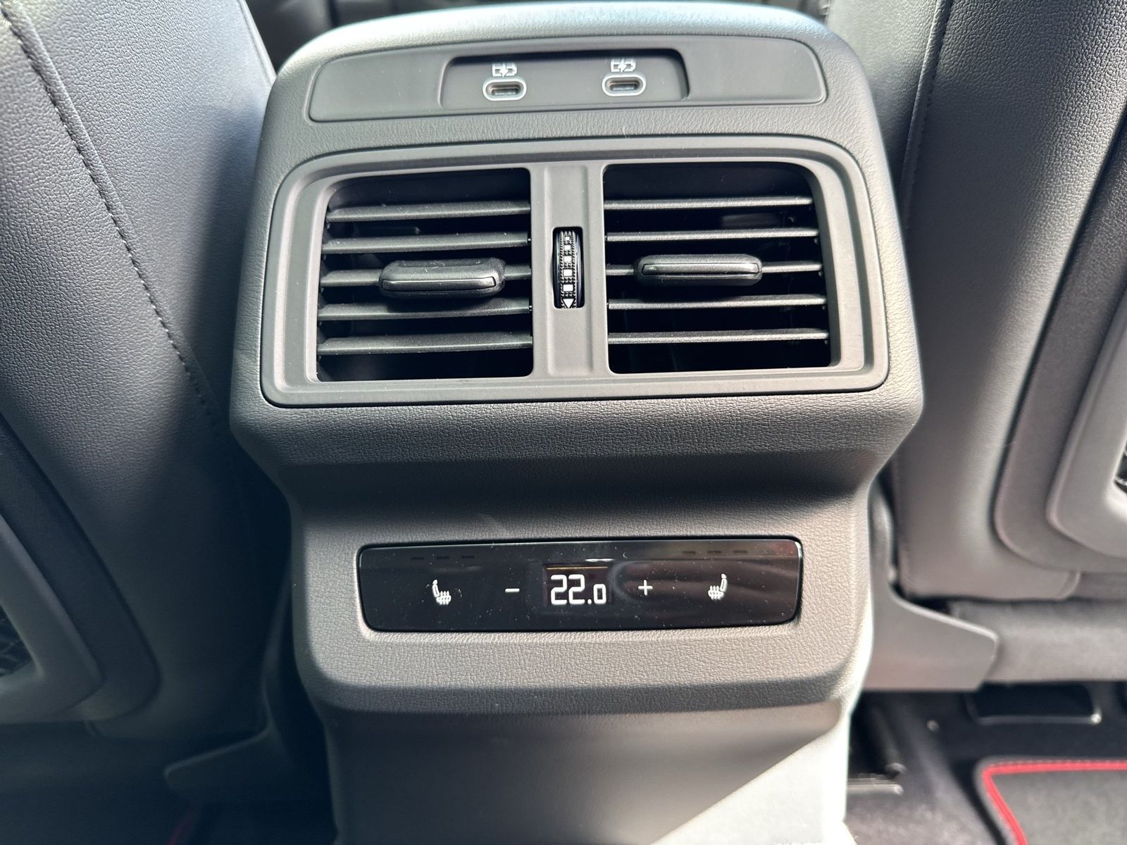 Fahrzeugabbildung Audi SQ5 Sportback TFSI 270 kW S tronic Matrix|B&O|AH - mit KI generiert/bearbeitet