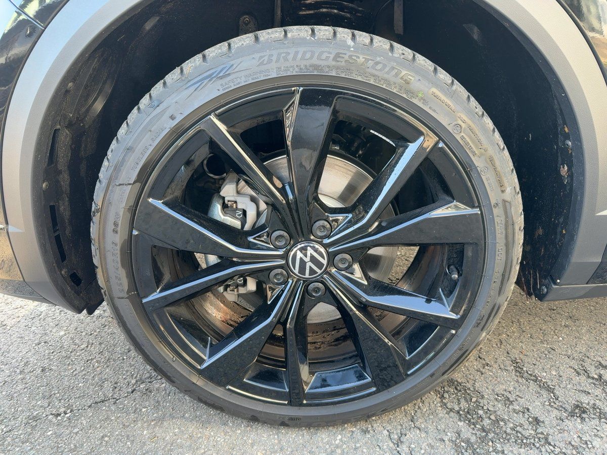 Fahrzeugabbildung Volkswagen T-Roc R-Line 1.5 l TSI OPF DSG CarPlay|ACC|LED