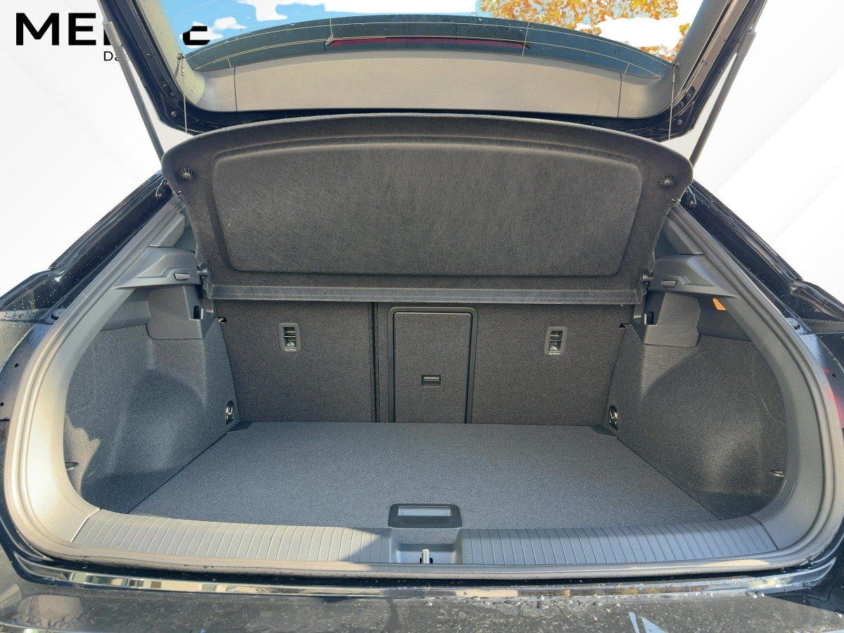 Fahrzeugabbildung Volkswagen T-Roc R-Line 1.5 l TSI OPF DSG CarPlay|ACC|LED