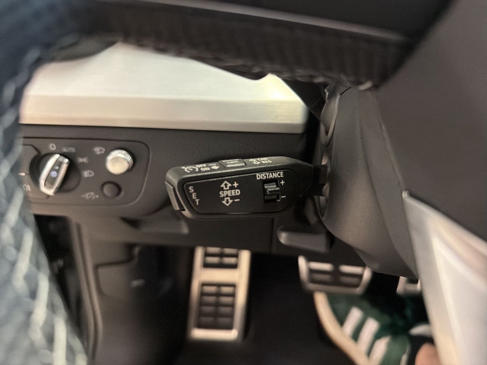 Fahrzeugabbildung Audi Q5 40 TDI quattro S line 2024 (Facelift) Matrix