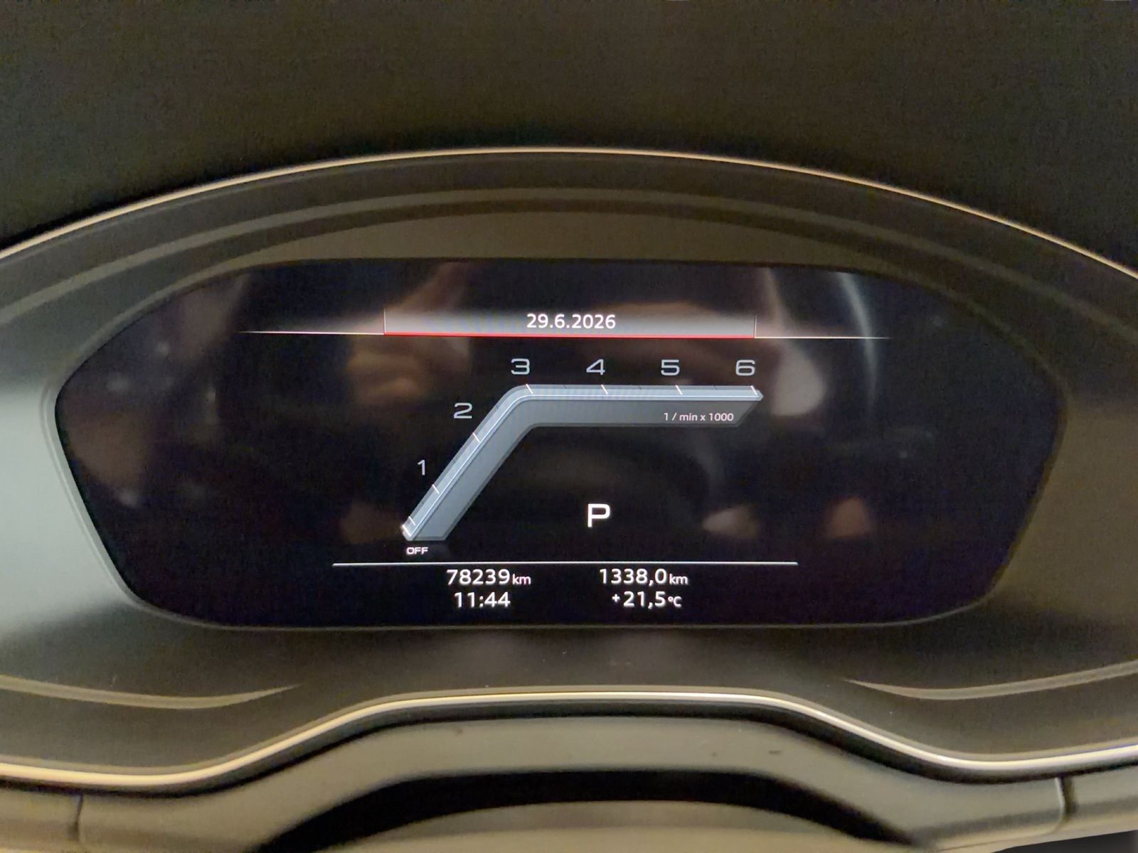 Fahrzeugabbildung Audi Q5 40 TDI quattro S line 2024 (Facelift) Matrix
