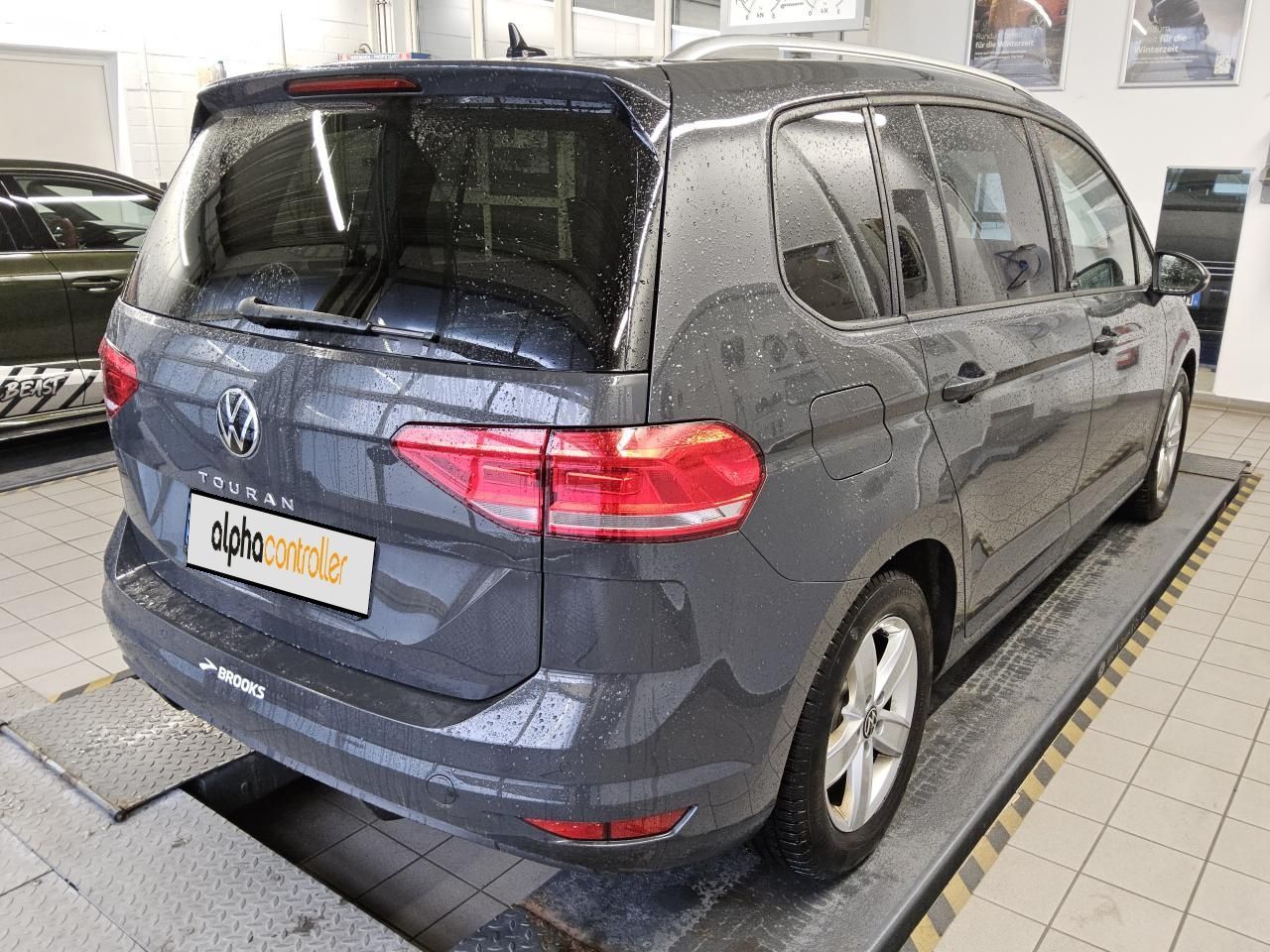 Fahrzeugabbildung Volkswagen Touran 2.0 TDI DSG Active CarPlay|ACC|VirtualCP