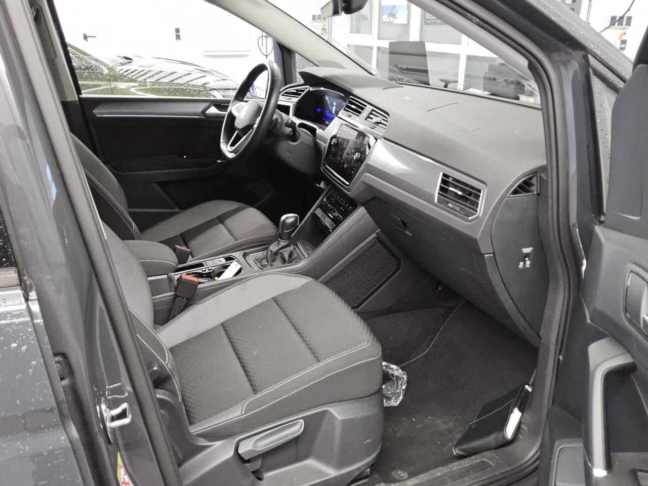 Fahrzeugabbildung Volkswagen Touran 2.0 TDI DSG Active CarPlay|ACC|VirtualCP